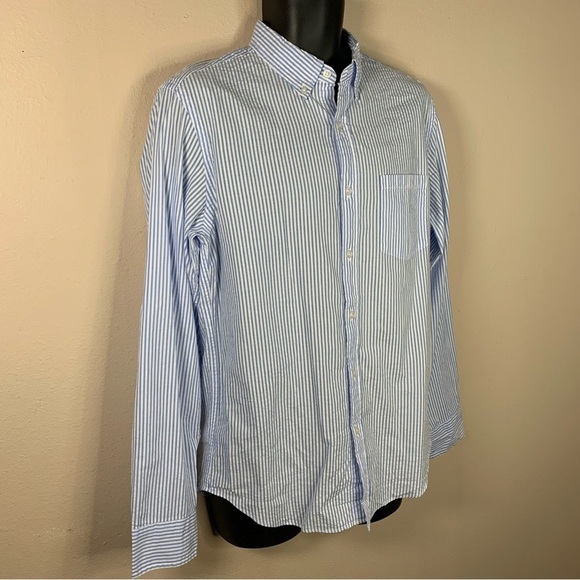 M NEW J Crew Men’s Blue White Striped Long Sleeve Button Down Shirt Medium - Picture 3 of 9